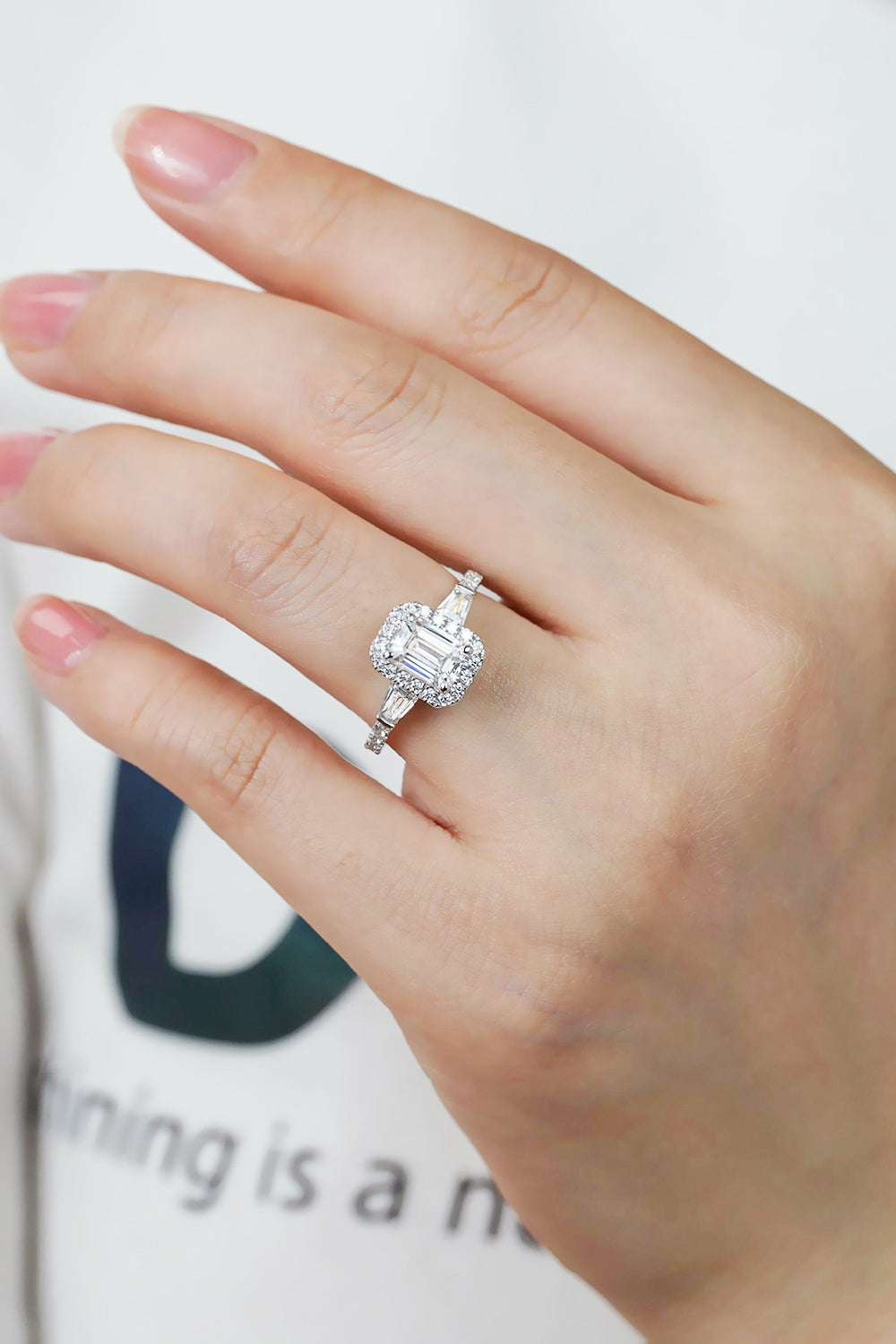 1c3acfd894264e46aef83192b3084681-Max