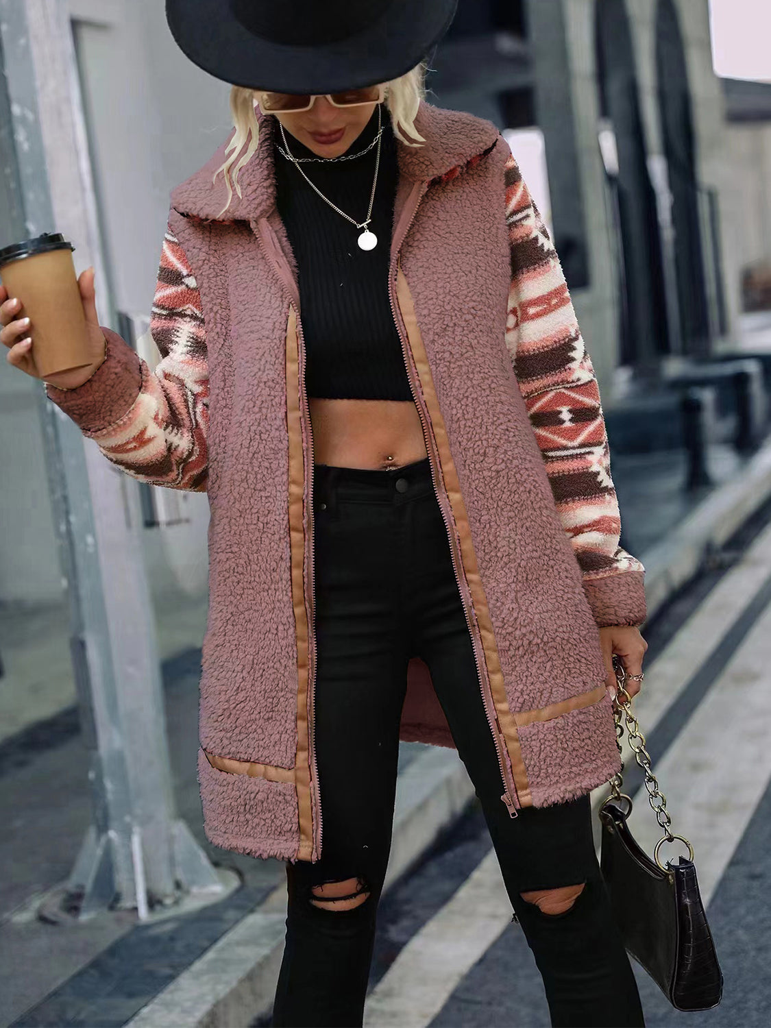 6b25f9bd9ecd417082636366f5aaa8e0-Max