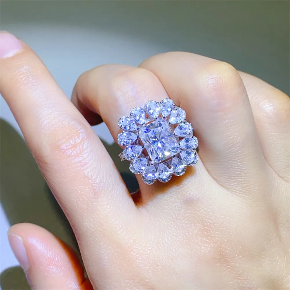 cb60c9ea-80a5-49d3-aeed-93bcf620a56a-Max