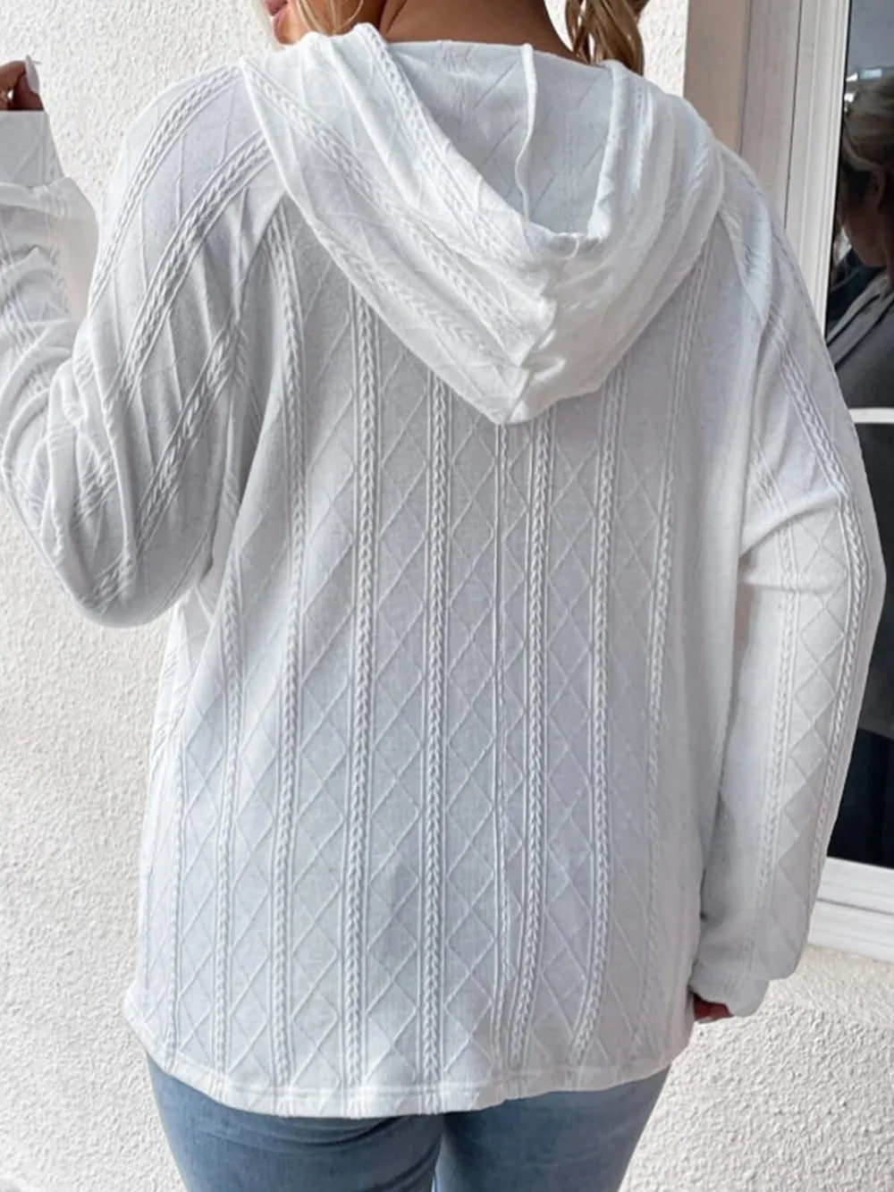 dd0aceaa-1120-4de8-93c3-8e63eaceaa76-Max